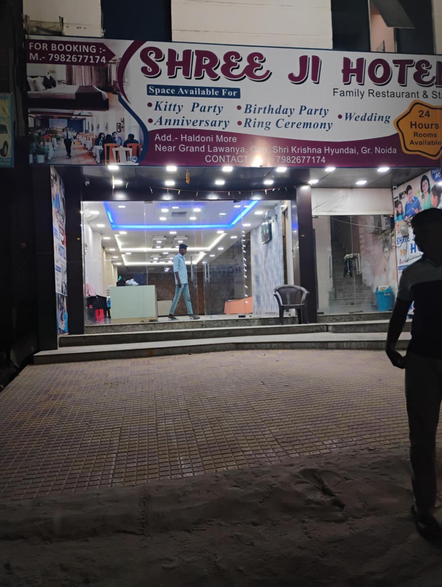 Hotel Shree Ji Greater Noida Zewnętrze zdjęcie